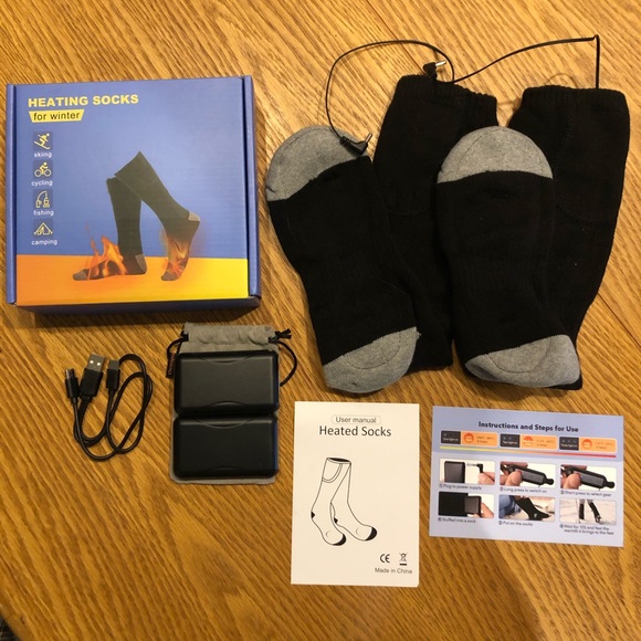 Heated Socks Size 6-14 (Adults) - Picture 2 of 6